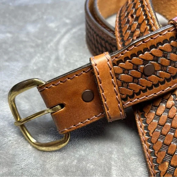 Western Brown Tooled Saddle Leather Belt With Brass Buckle Men's Size 50 - Picture 5 of 12